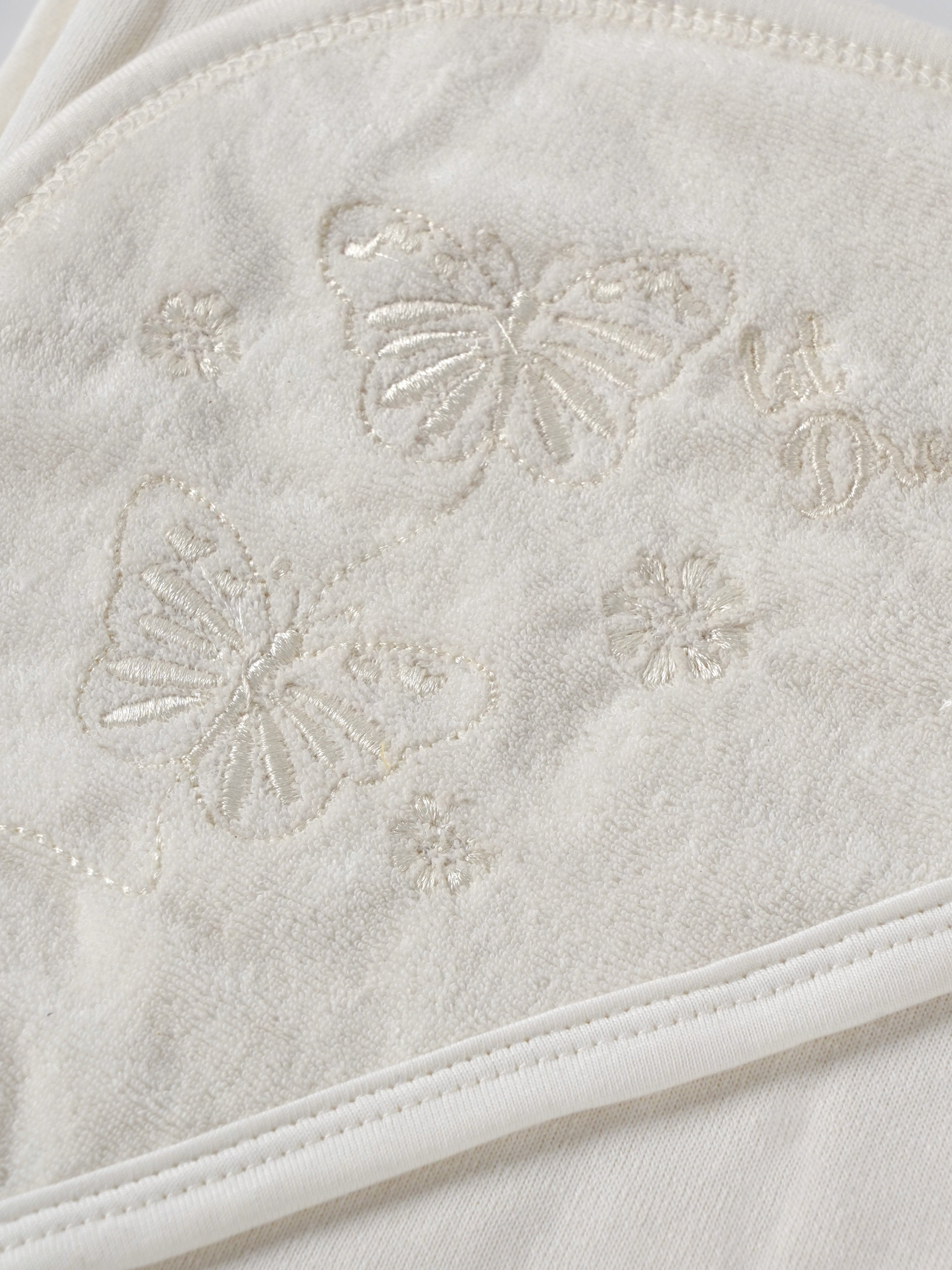 Popeesopees Soft Cotton Hooded Baby Towel with Embroidery for Newborns