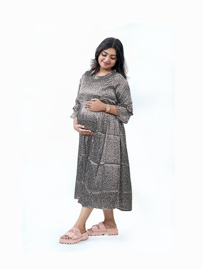 Trendy & Super Comfy Maternity Dress