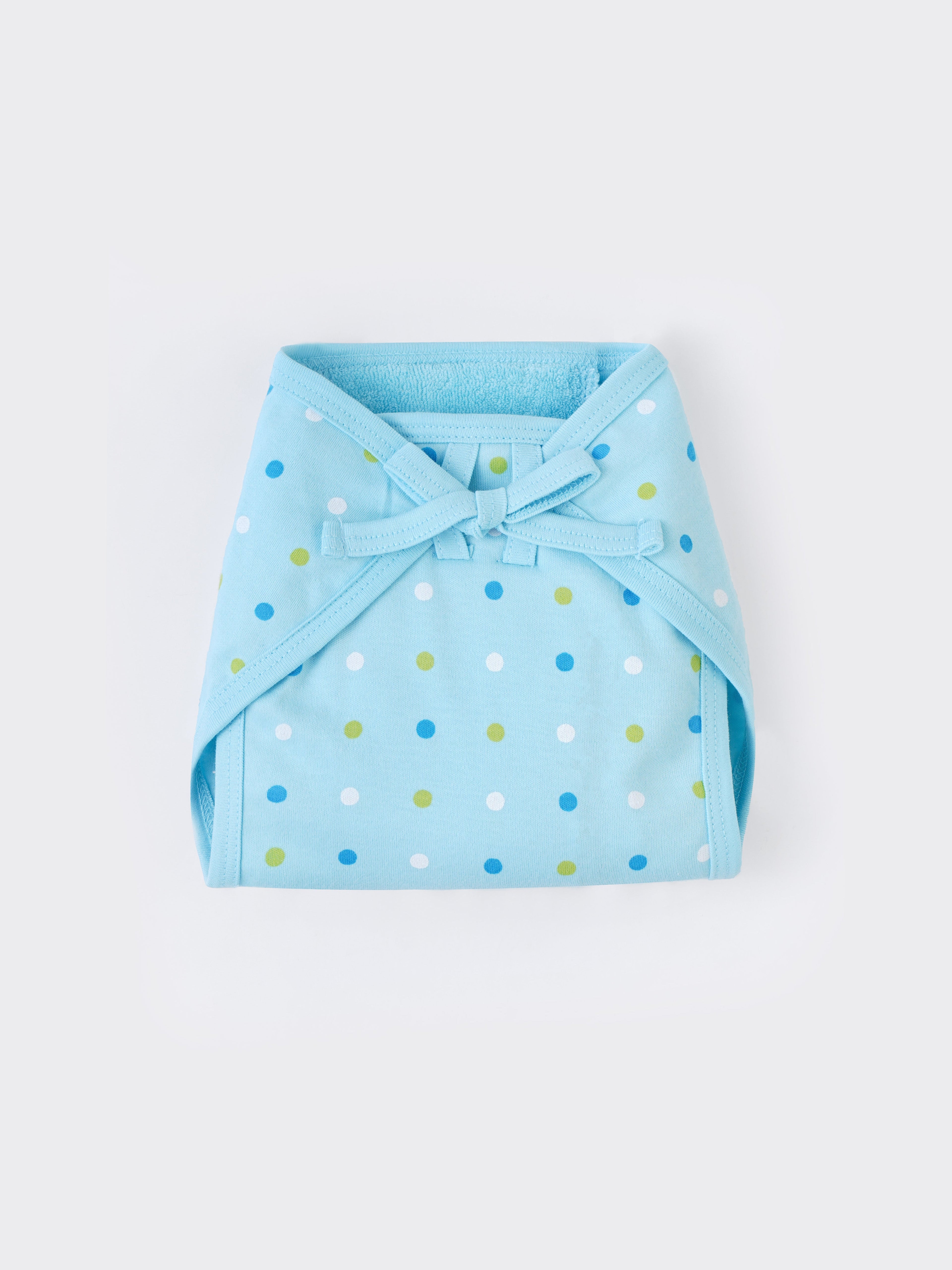 Popees 6 Piece Baby Essential Clothing Gift Set (1-6 Months) for Boys (color may vary depends on availability)